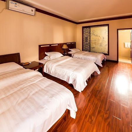 Yinfeng Hotel Đại Lý Ngoại thất bức ảnh