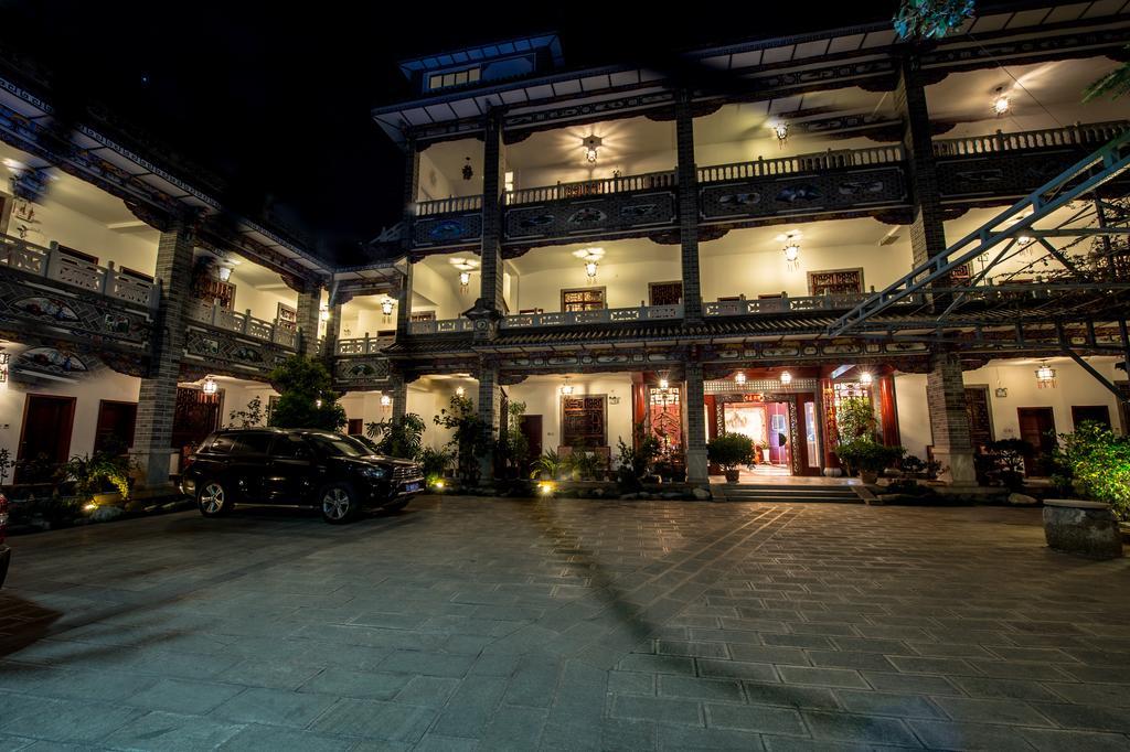 Yinfeng Hotel Đại Lý Ngoại thất bức ảnh