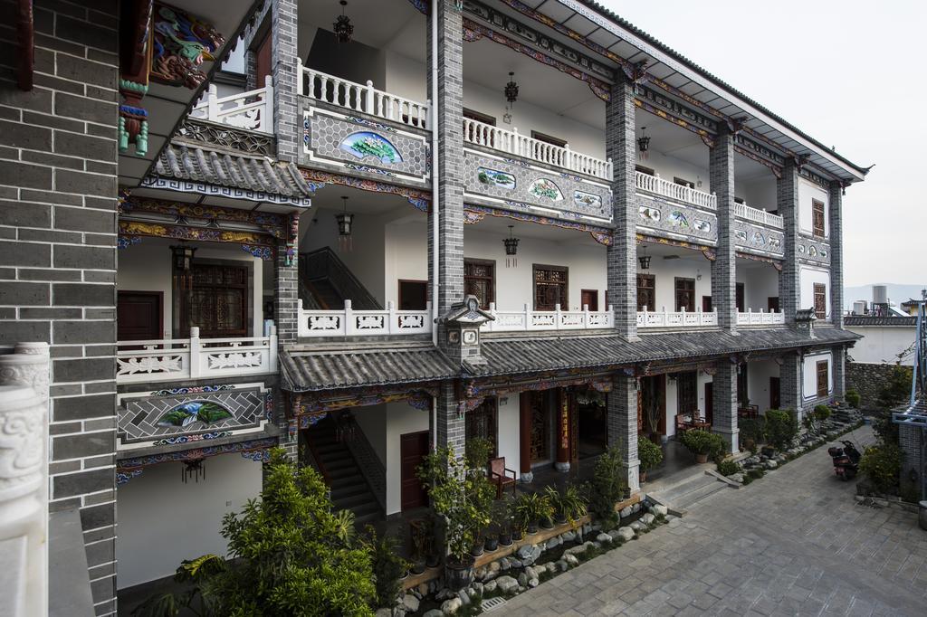 Yinfeng Hotel Đại Lý Ngoại thất bức ảnh
