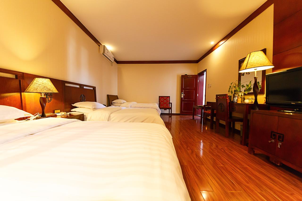 Yinfeng Hotel Đại Lý Ngoại thất bức ảnh
