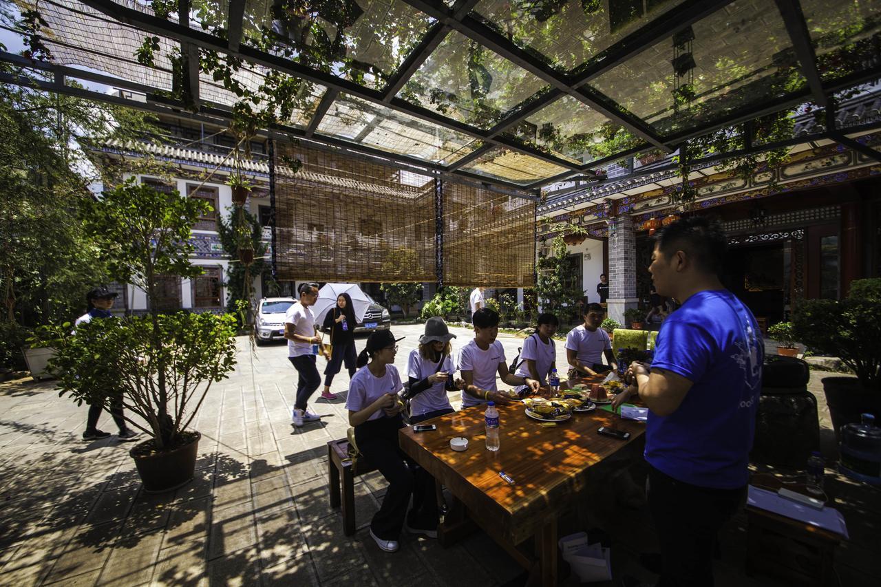 Yinfeng Hotel Đại Lý Ngoại thất bức ảnh