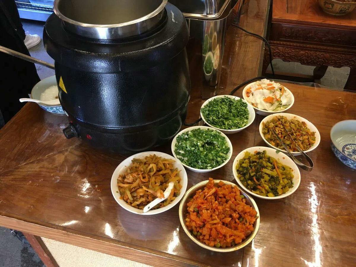 Yinfeng Hotel Đại Lý Ngoại thất bức ảnh